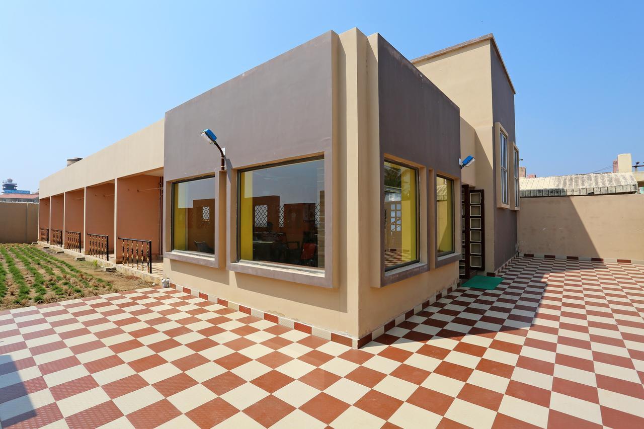 Hotel On Call Puri Laxmi Beach Resort Экстерьер фото